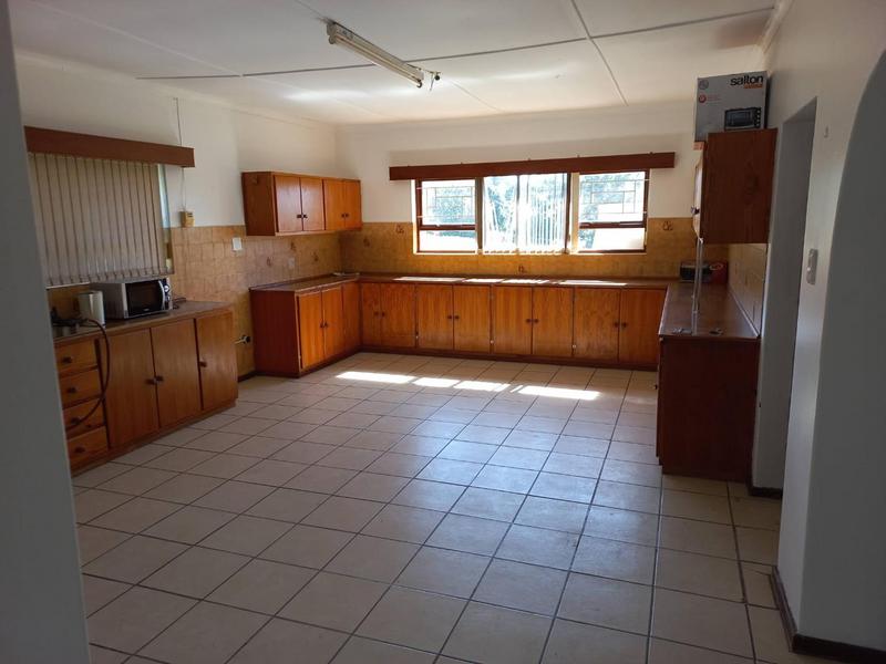 6 Bedroom Property for Sale in Ruiterbos Western Cape